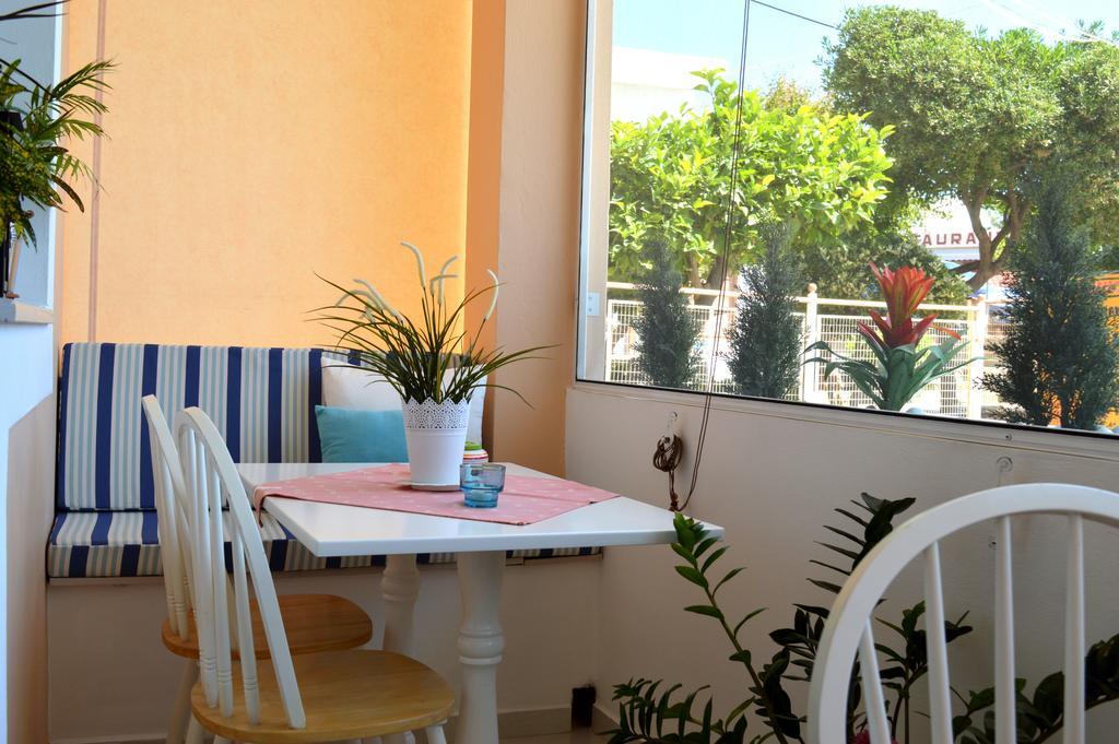 Acqua Marina - Άκουα Μαρίνα Hotel Agia Marina  ภายนอก รูปภาพ